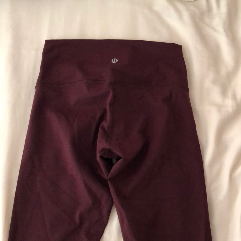 Maroon lululemon leggings